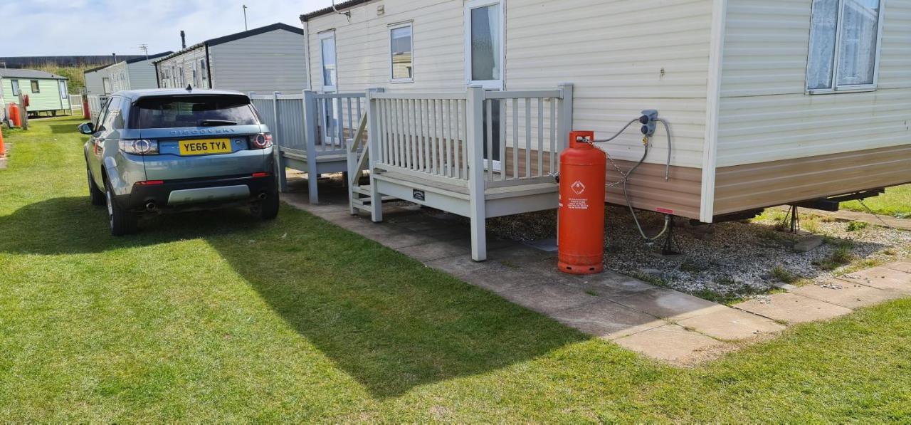 2 Bedroom Caravan Near Ingoldmells Beach Ferienhaus